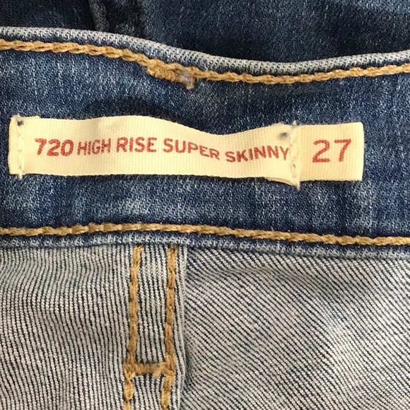 Levi’s High Rise Super Skinny Distressed Jeans Size 27 - Picture 8 of 9